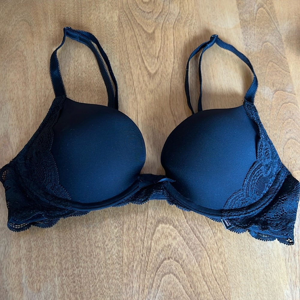 Black lace push up 32B Victoria’s Secret convertible straps bra Dream Angels